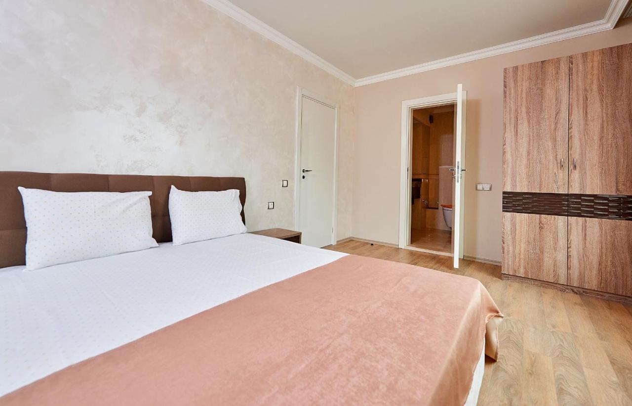 Boutique Rose Gardens Pomorie Aparthotel Exterior foto