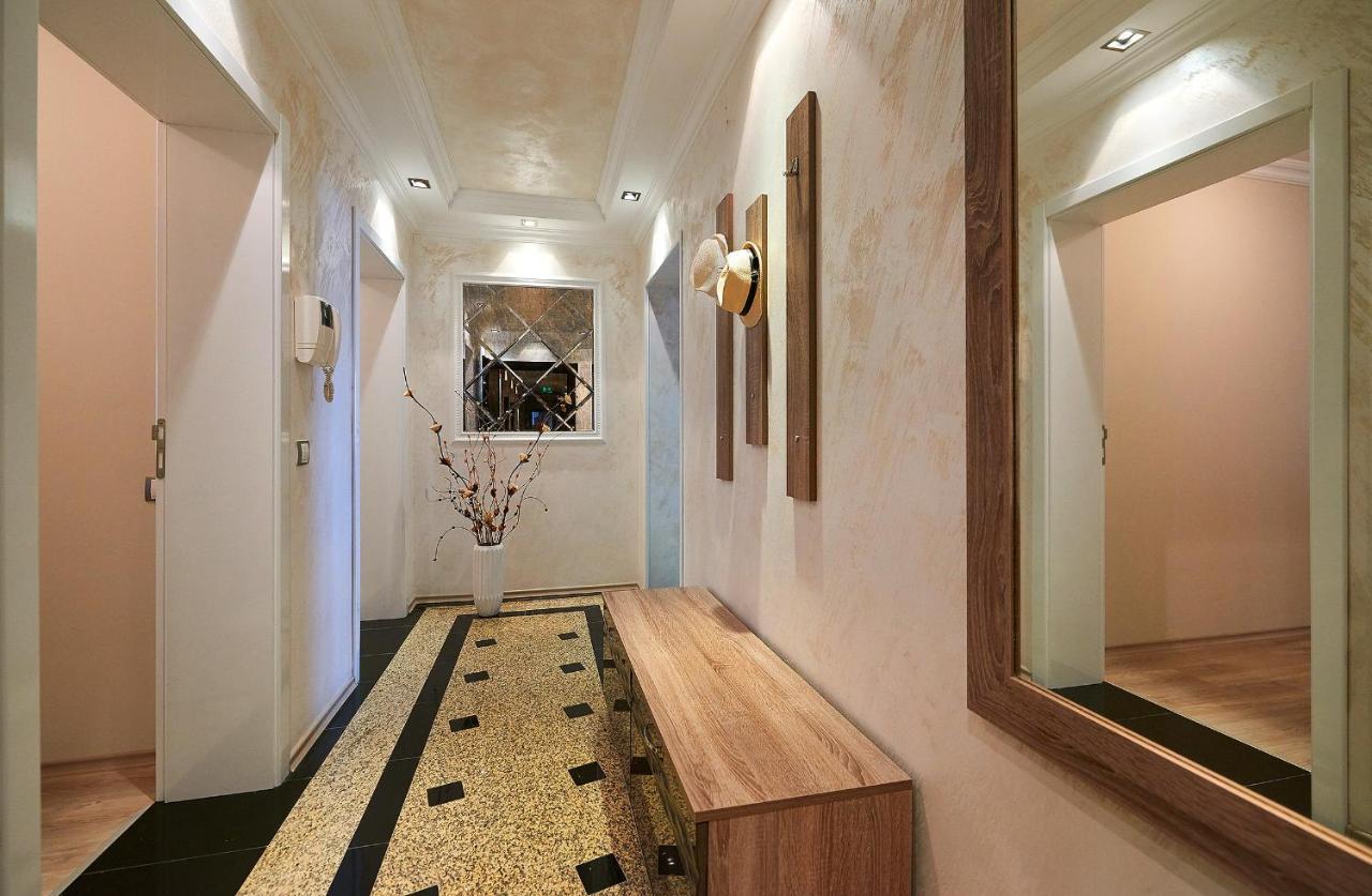 Boutique Rose Gardens Pomorie Aparthotel Exterior foto